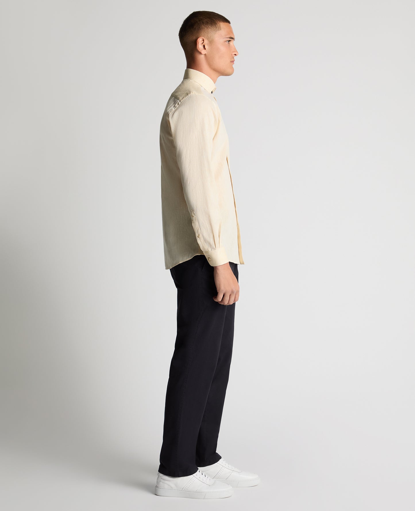 Man wearing a orange Tapered Fit Cotton-Linen Blend Shirt