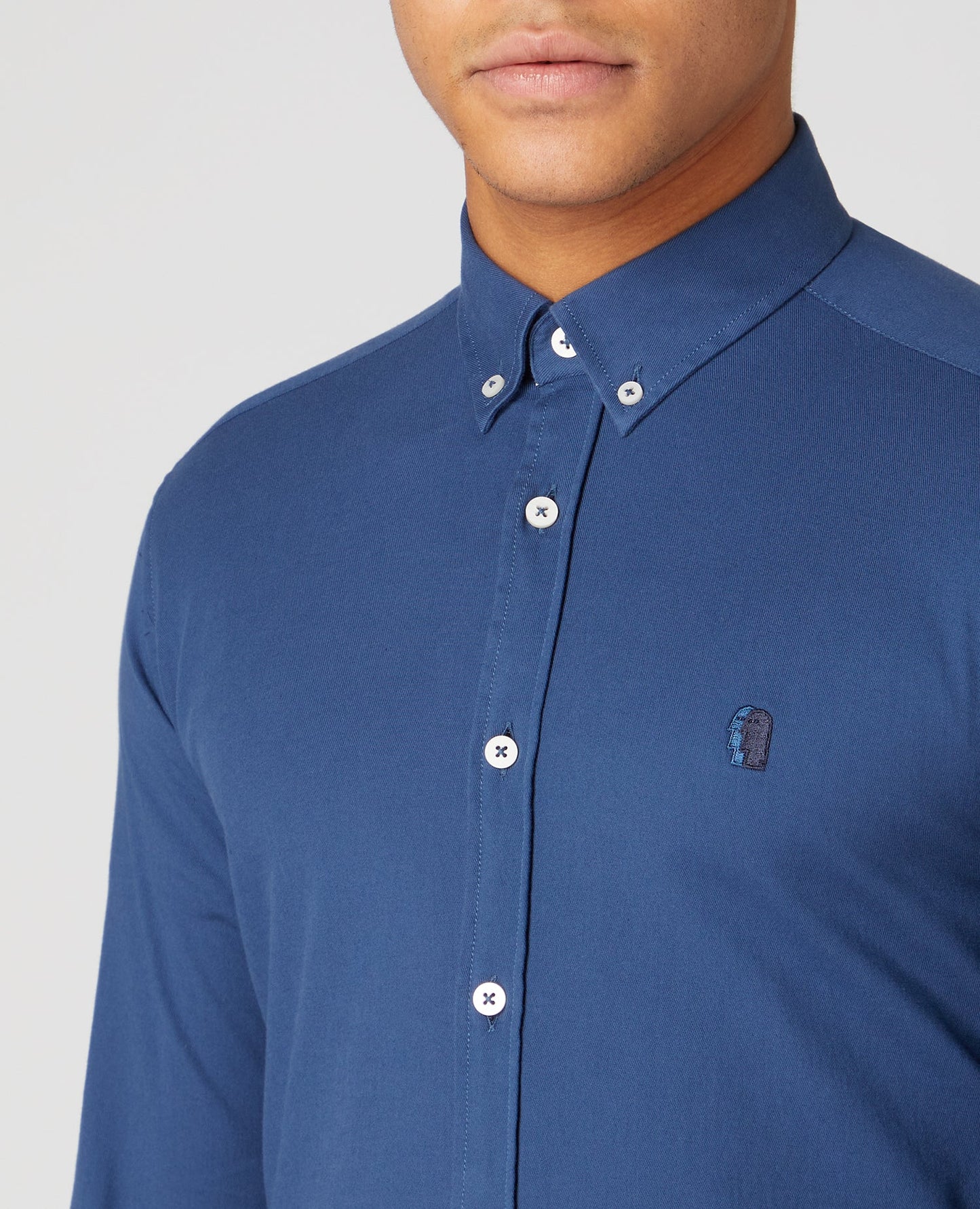 Man wearing a blue Slim Fit Cotton Stretch Shirt