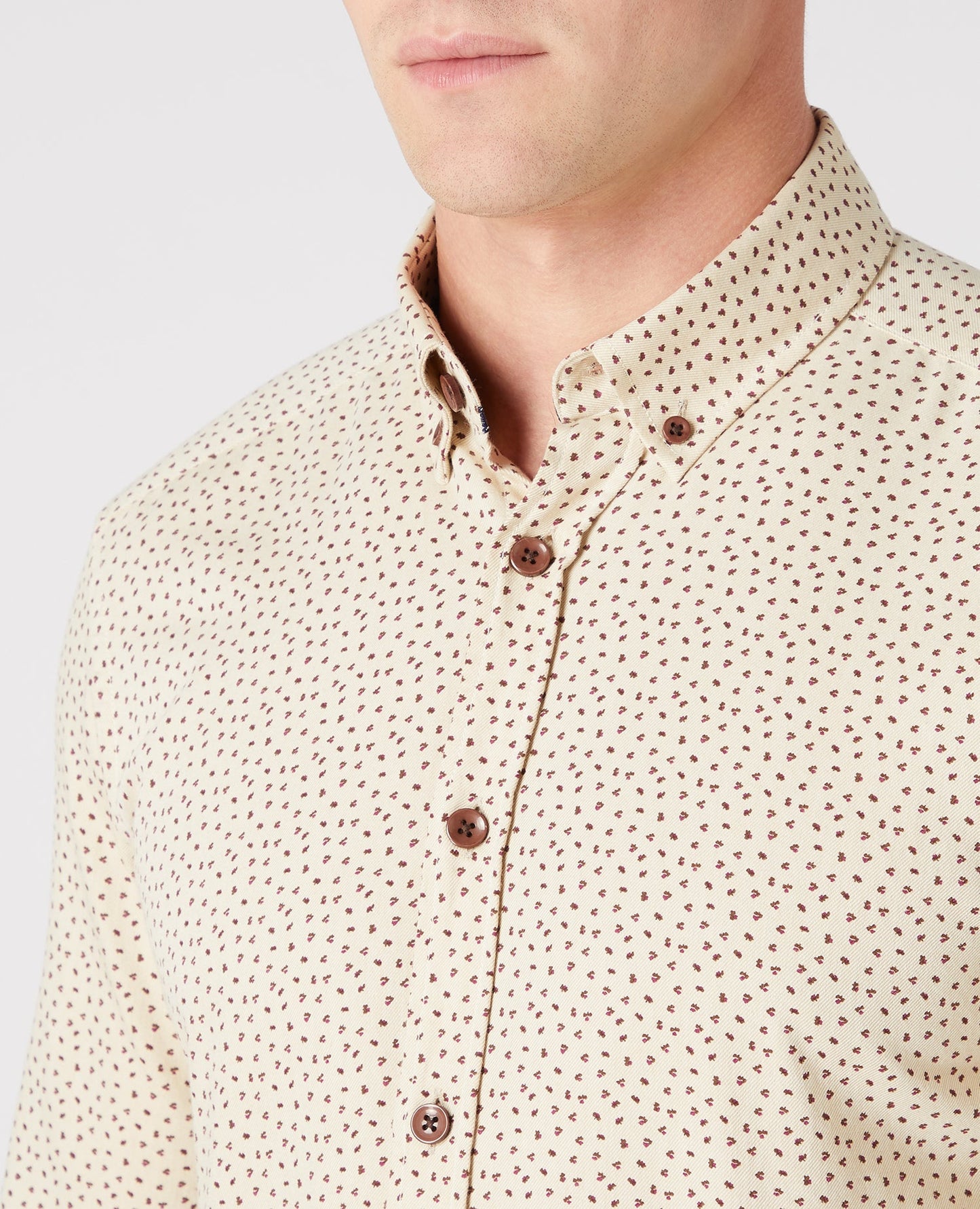 Man wearing a sand Slim Fit Print Cotton Shirt