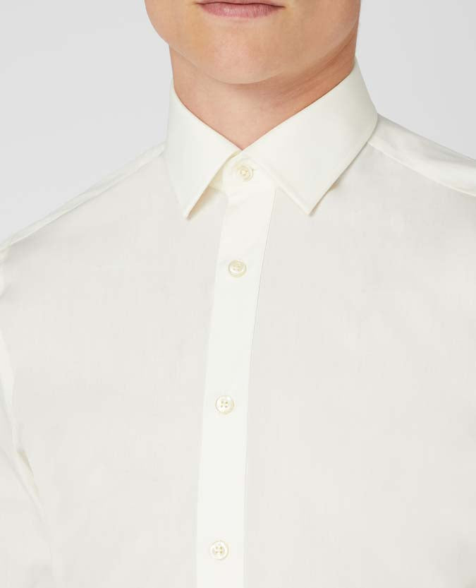 Man wearing a sand Tapered Fit Cotton-Blend Shirt