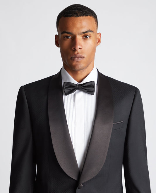 Man wearing a black Plain Design Bow Tie
