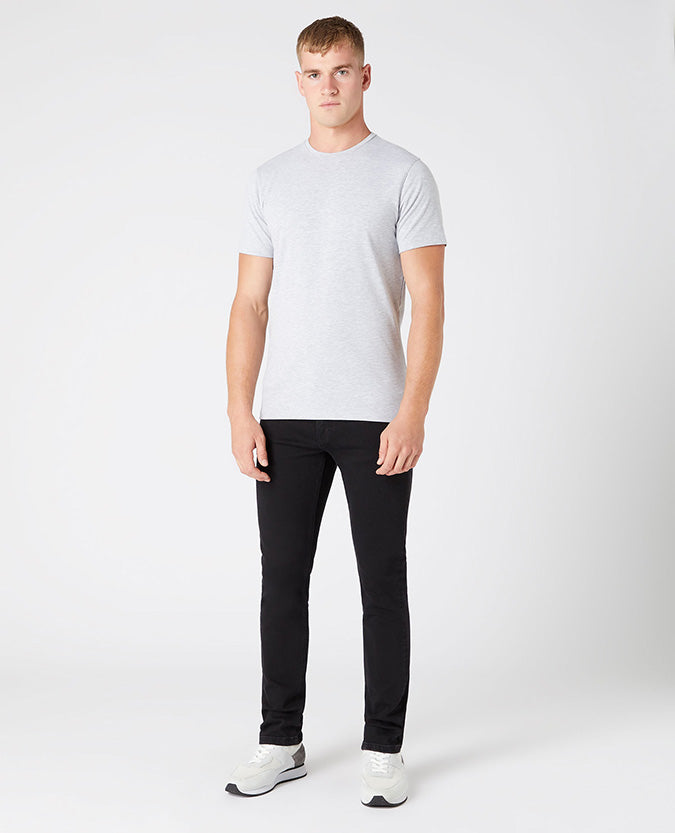 Man wearing a grey Tapered Fit Cotton-Stretch T-Shirt