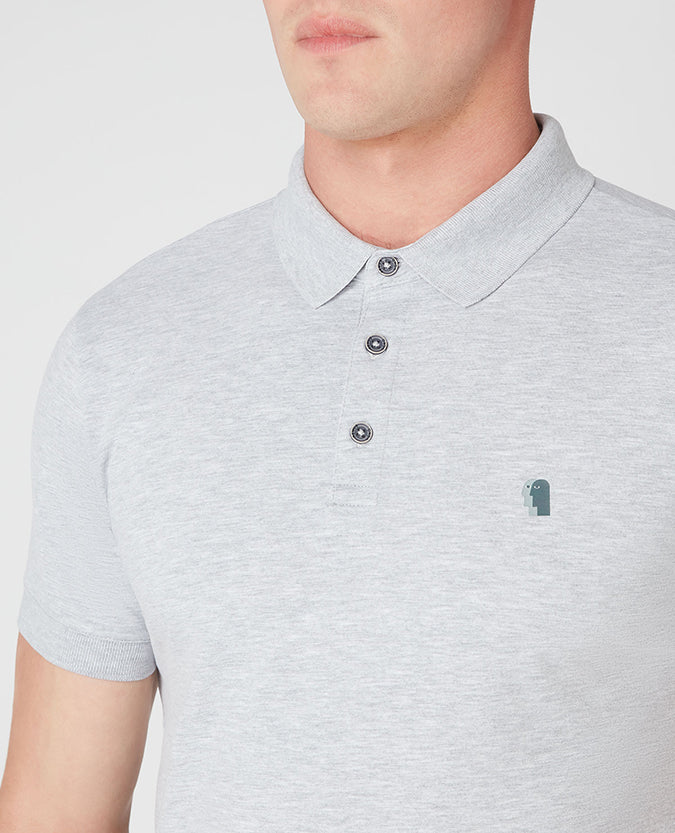 Man wearing a grey Tapered Fit Cotton-Blend Stretch Polo Shirt