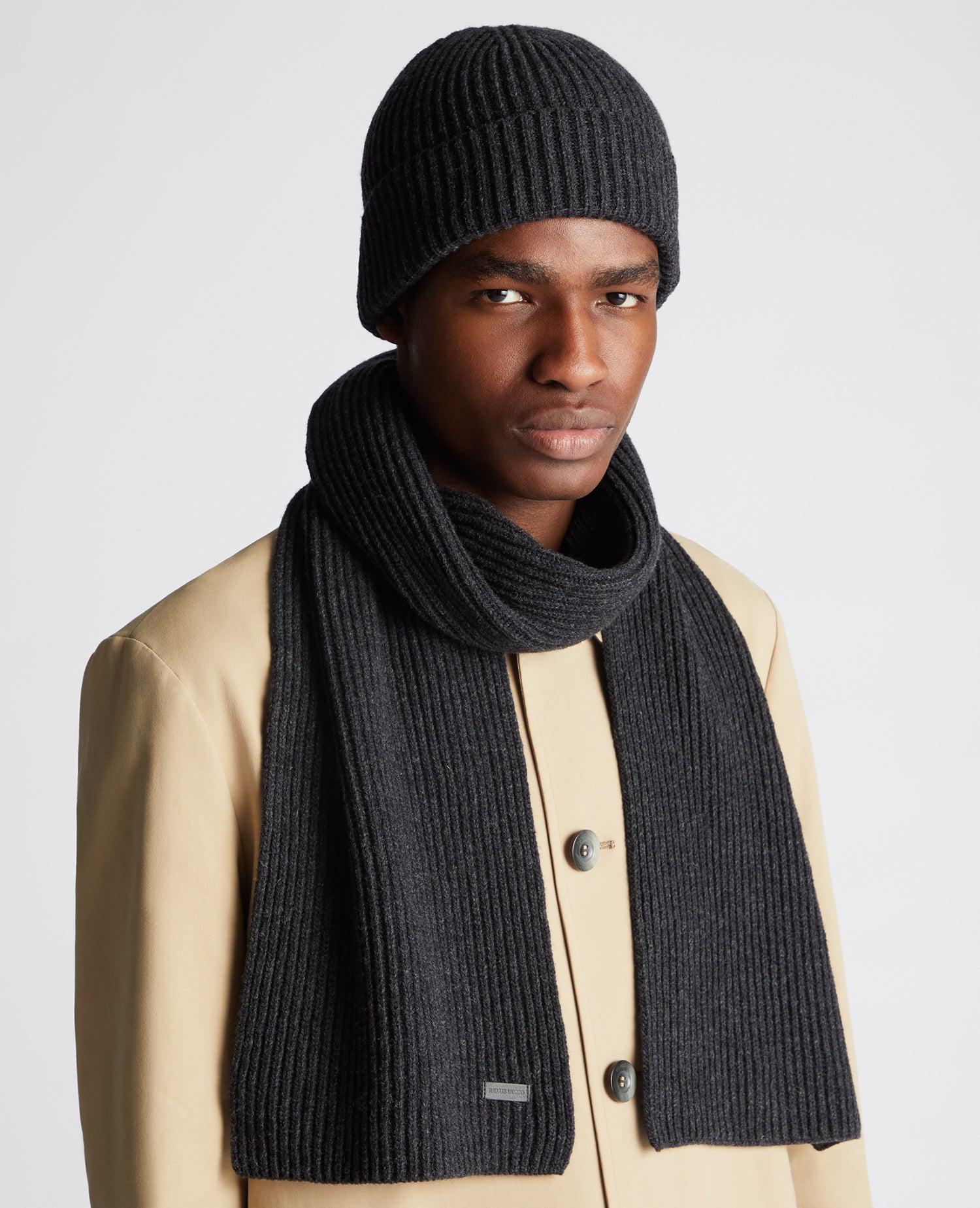 Man wearing a grey Rib-Knit Wool Rich Beanie