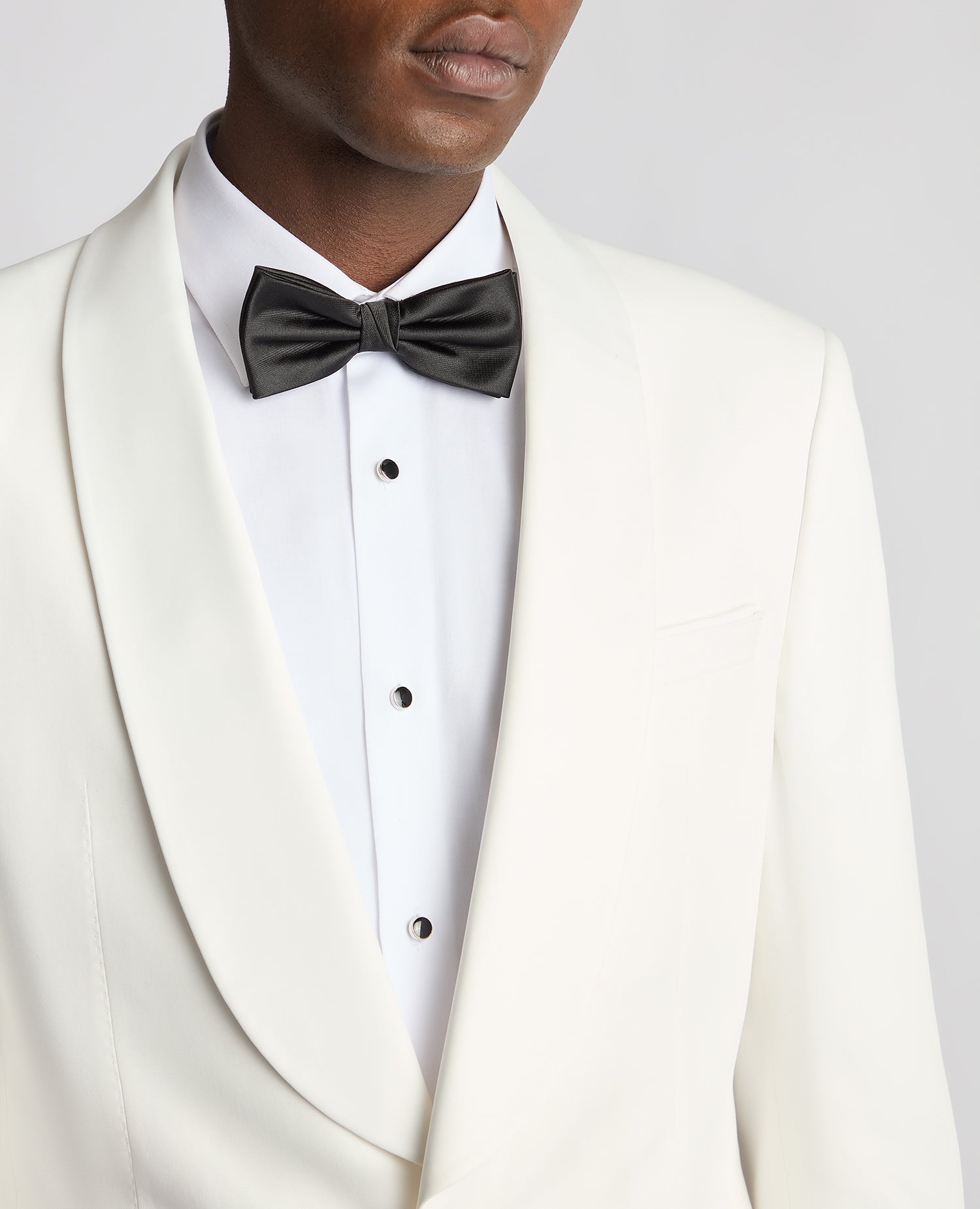 Man wearing a white Slim Fit Dinner Jacket