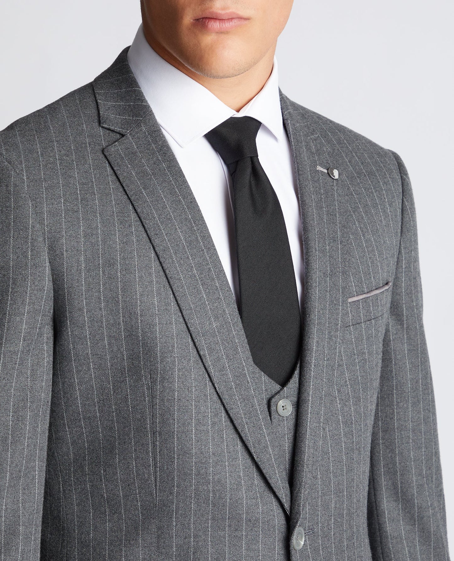 Man wearing a grey Slim Fit 3 Piece Suit