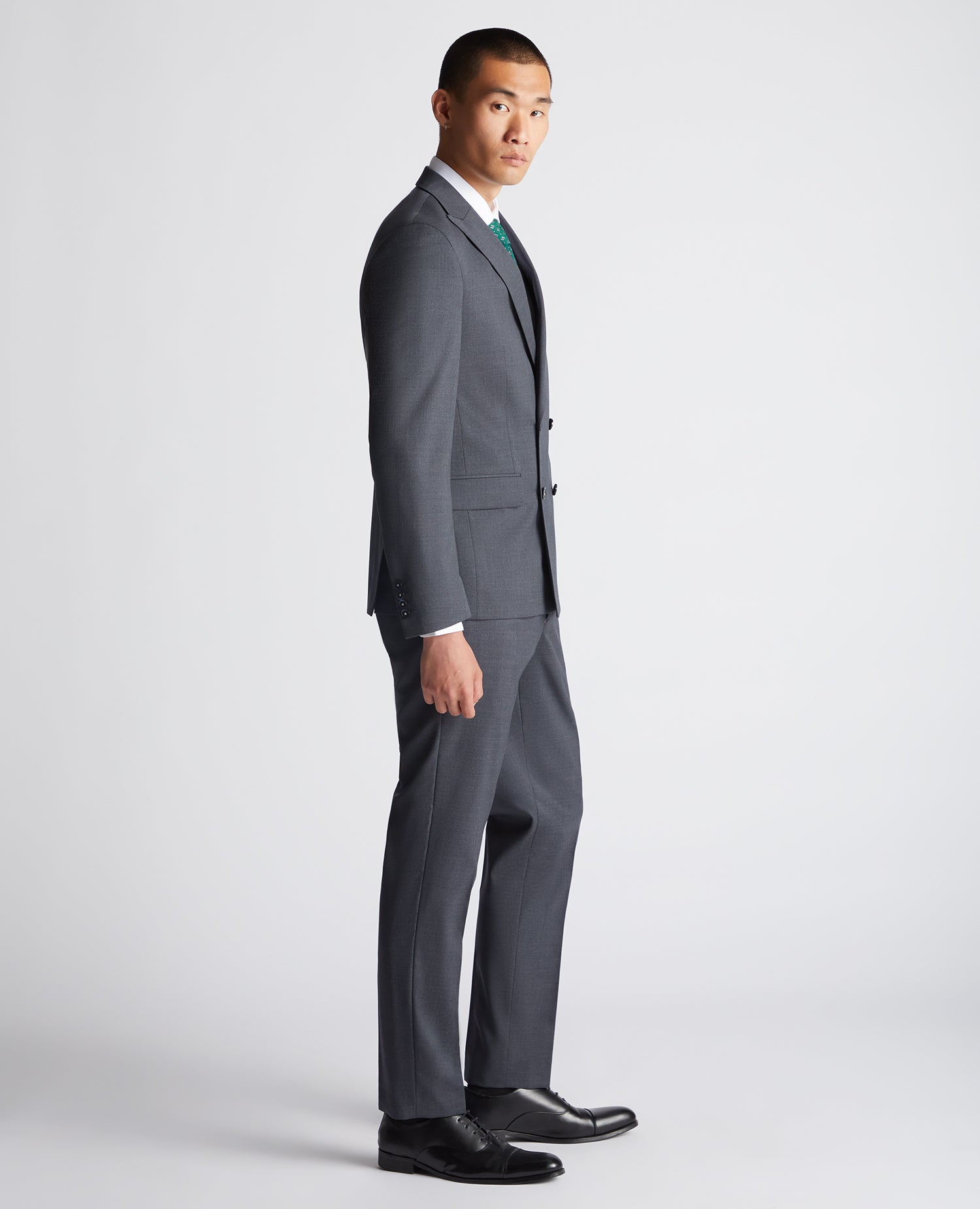 Man wearing a grey Slim Fit Wool-Rich Mix and Match Suit