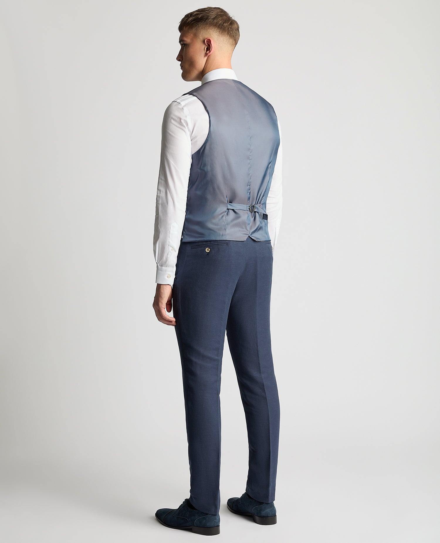 Man wearing a blue Slim Fit Linen-Blend Waistcoat