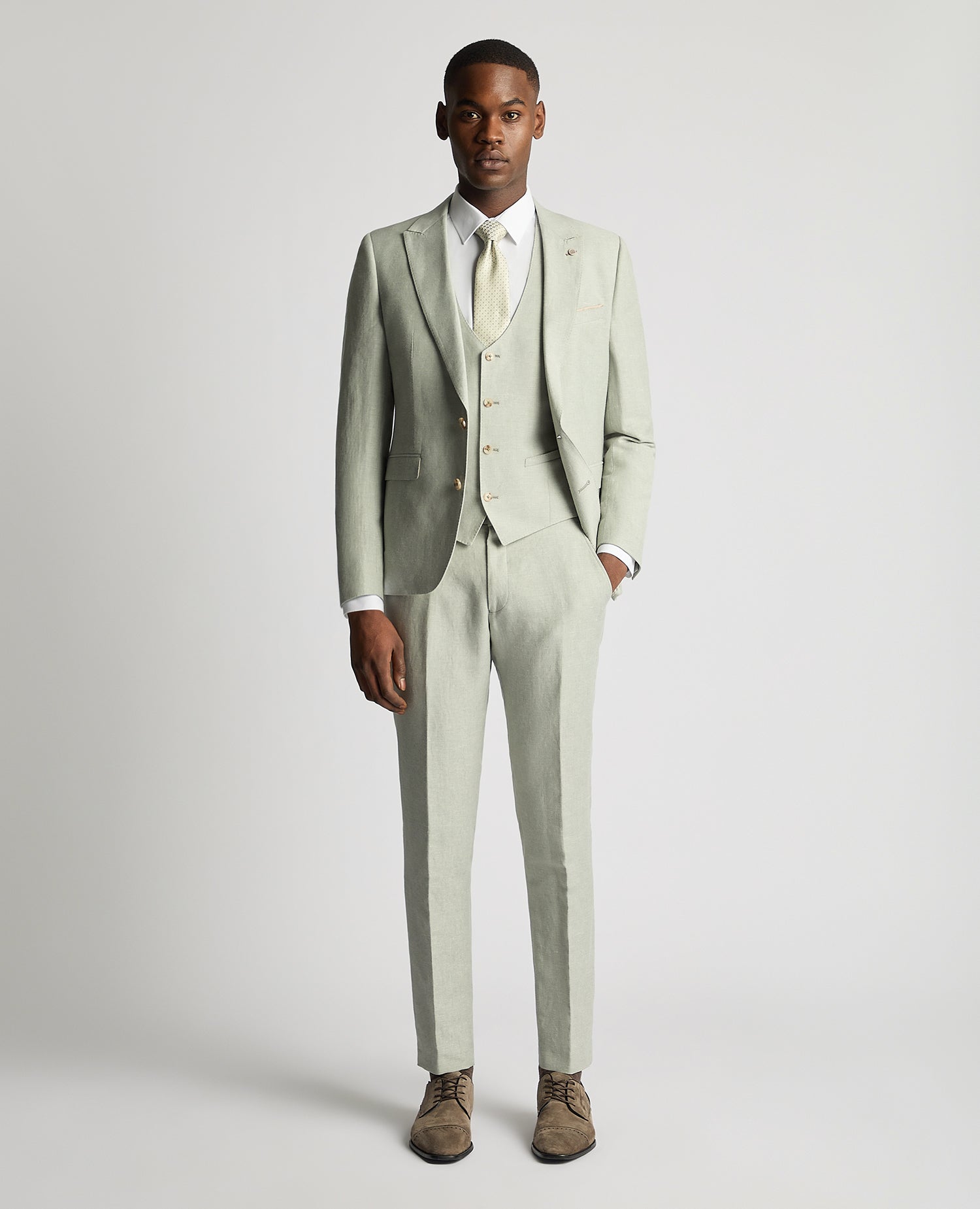 Man wearing a green Slim Fit Linen-Blend Waistcoat