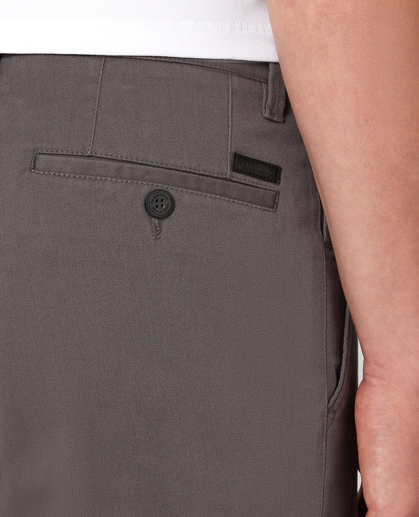 Man wearing a grey Slim Leg Cotton-Stretch Chino