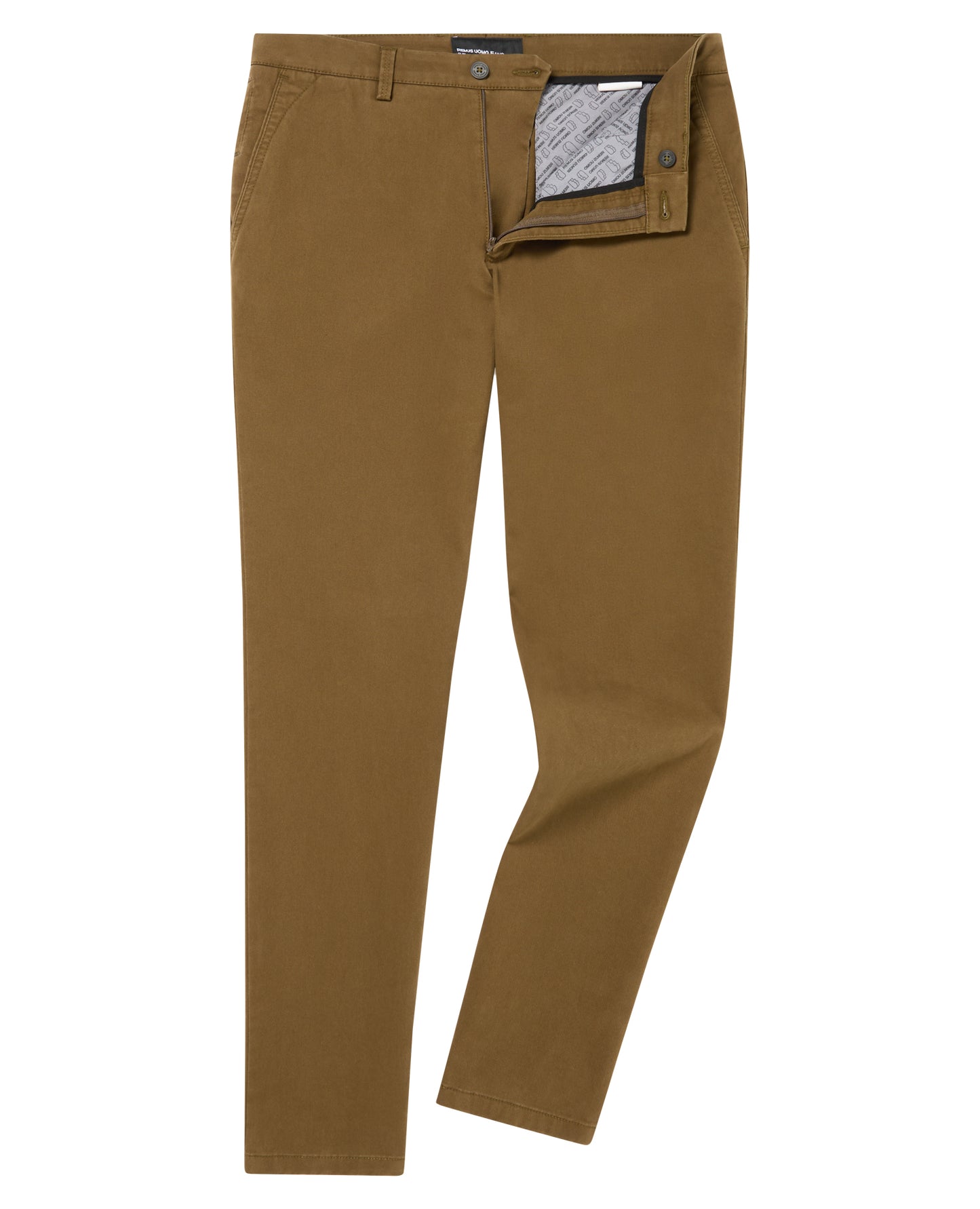Man wearing a green Slim Fit Cotton-Stretch Washed Chino