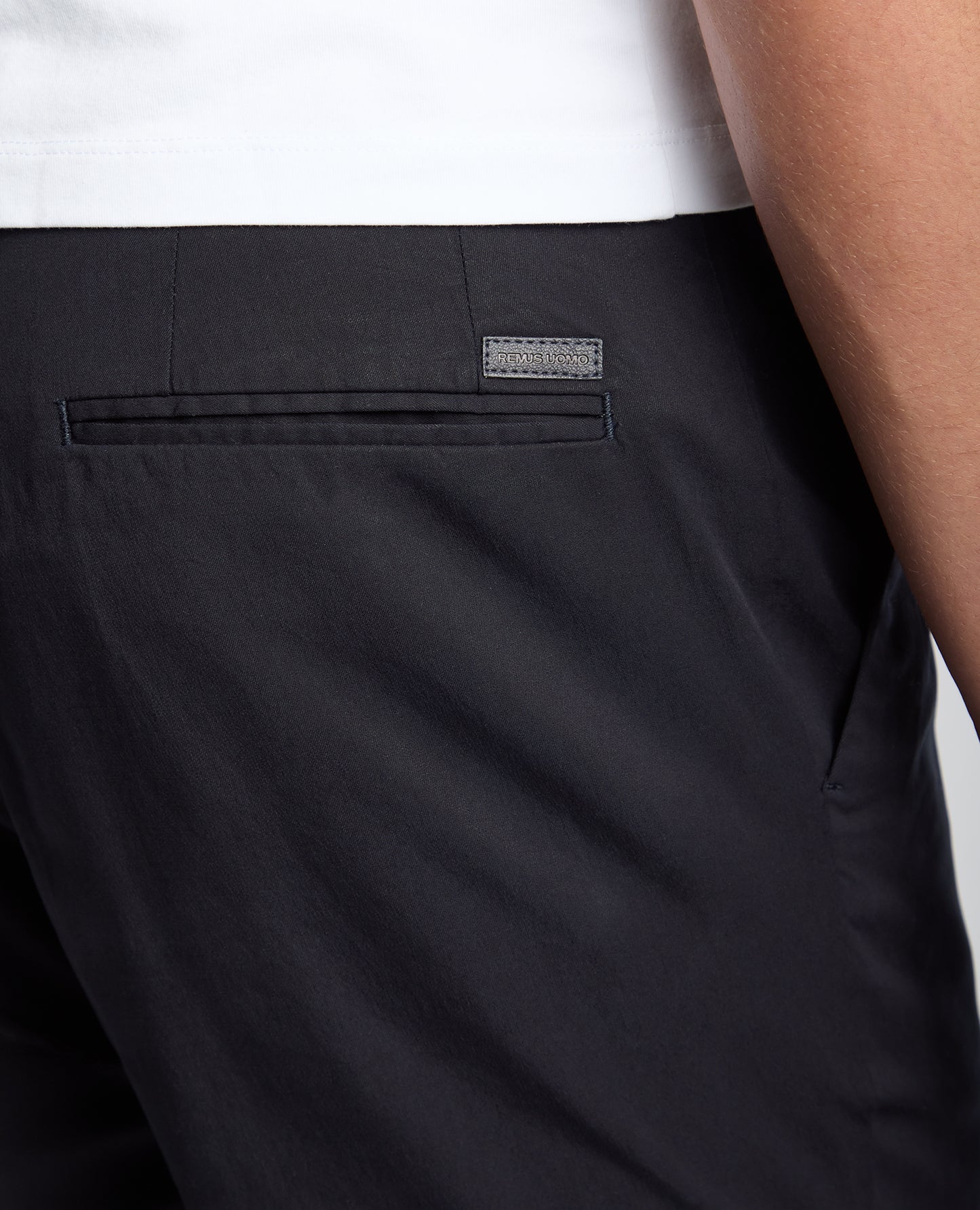 Slim Leg Stretch Smart Chinos