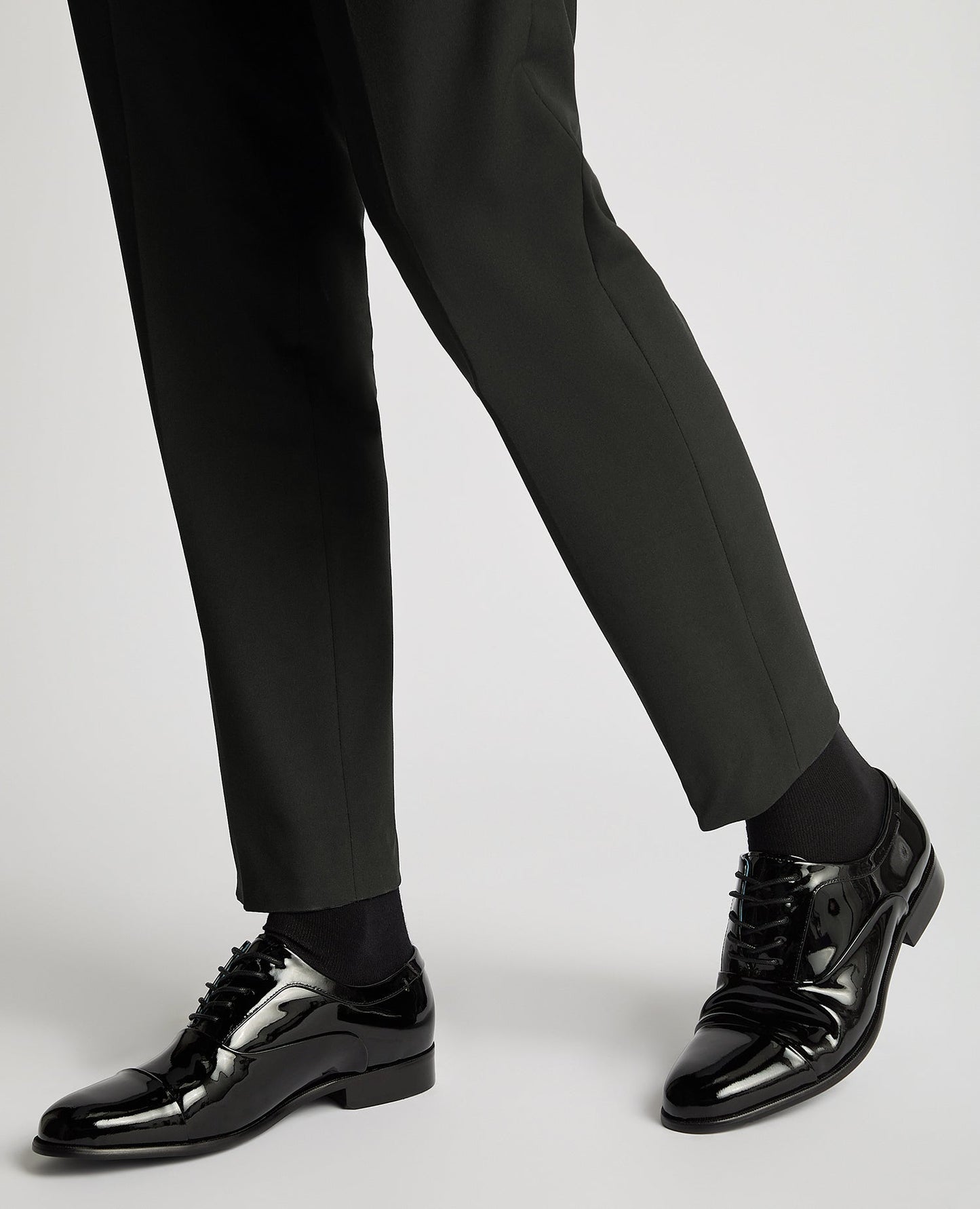 Man wearing a black Leather Prato Shoe