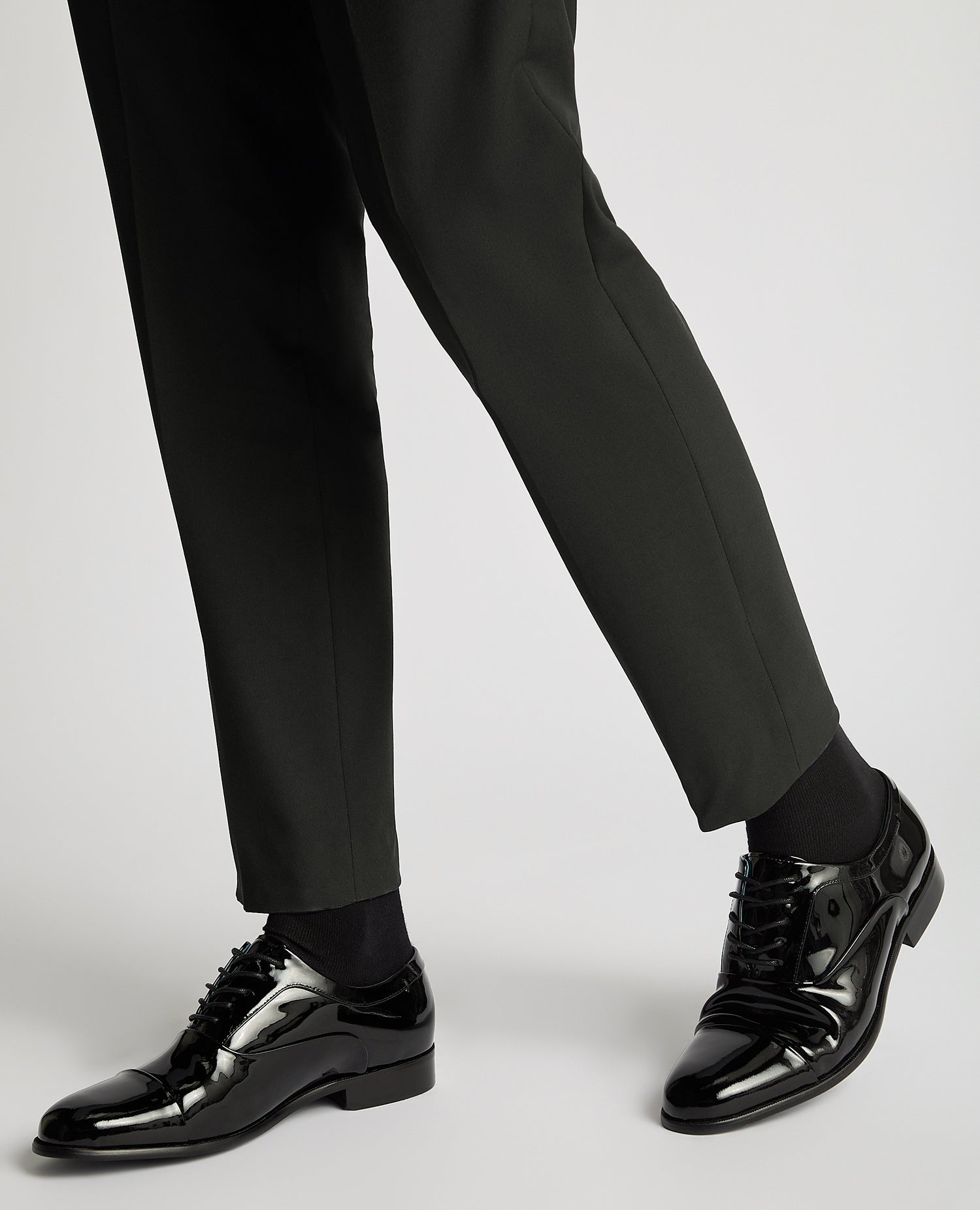 Man wearing a black Leather Prato Shoe