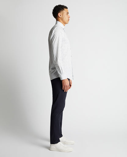 Man wearing a navy Tapered Fit Cotton Stretch Shirt