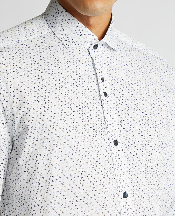 Man wearing a navy Tapered Fit Cotton Stretch Shirt