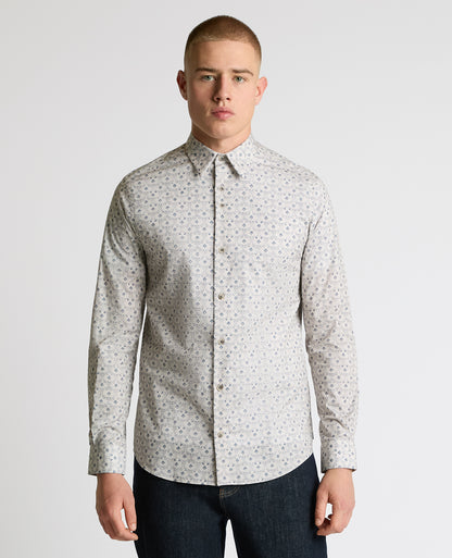 Man wearing a sand Regular Fit Print Cotton Stretch Shirt