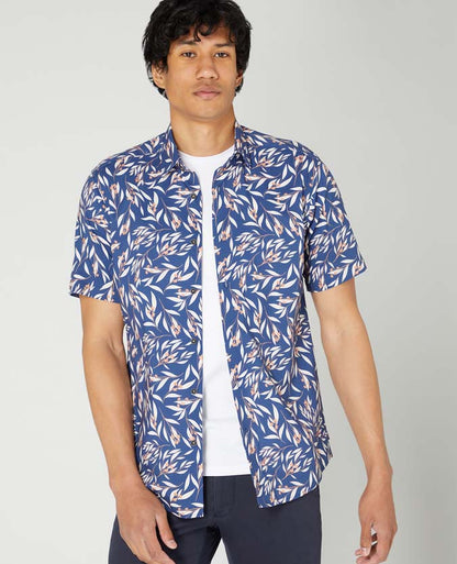 Tapered Fit Print Short Sleeve Shirt