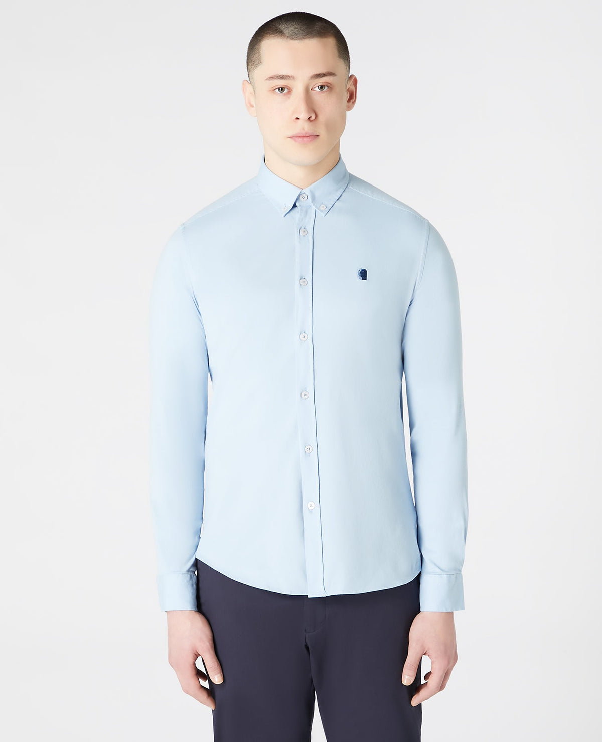 Man wearing a blue Slim Fit Cotton Stretch Shirt
