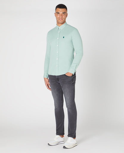 Man wearing a green Slim Fit Cotton Stretch Shirt