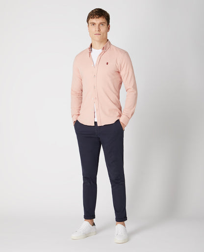 Man wearing a pink Slim Fit Cotton Stretch Shirt