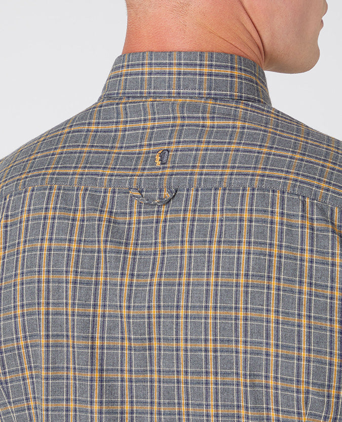 Man wearing a grey Slim Fit Cotton Checked Shirt