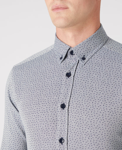 Man wearing a blue Slim Fit Print Cotton Shirt