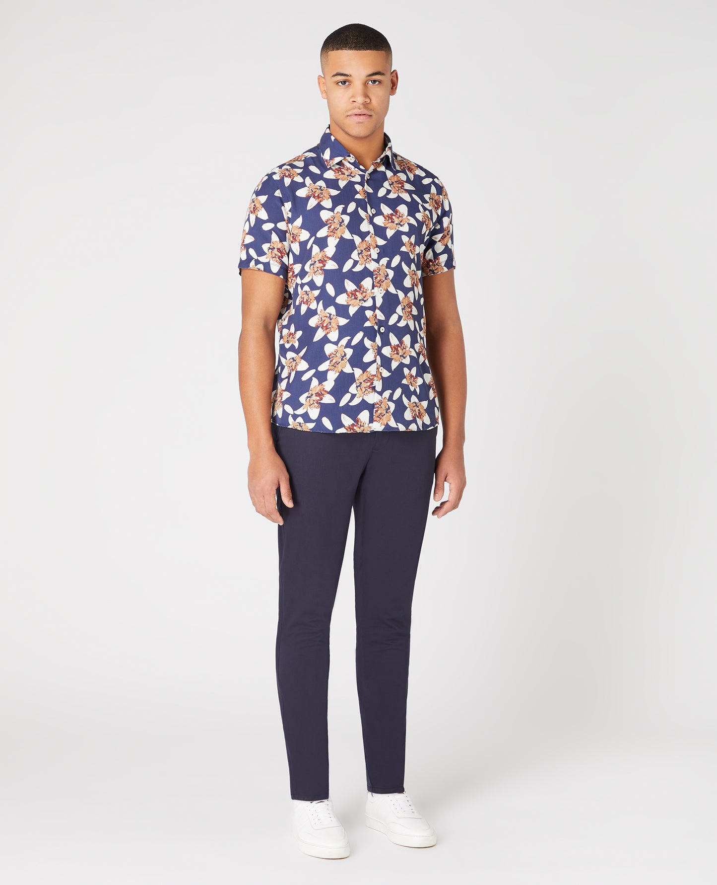 Tapered Fit Cotton Print Short Sleeve Shirt