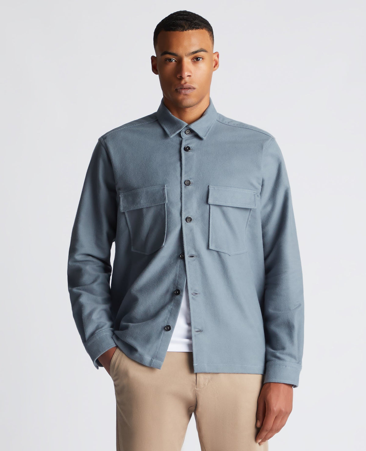 Man wearing a grey Regular Fit Heavyweight Cotton Overshirt