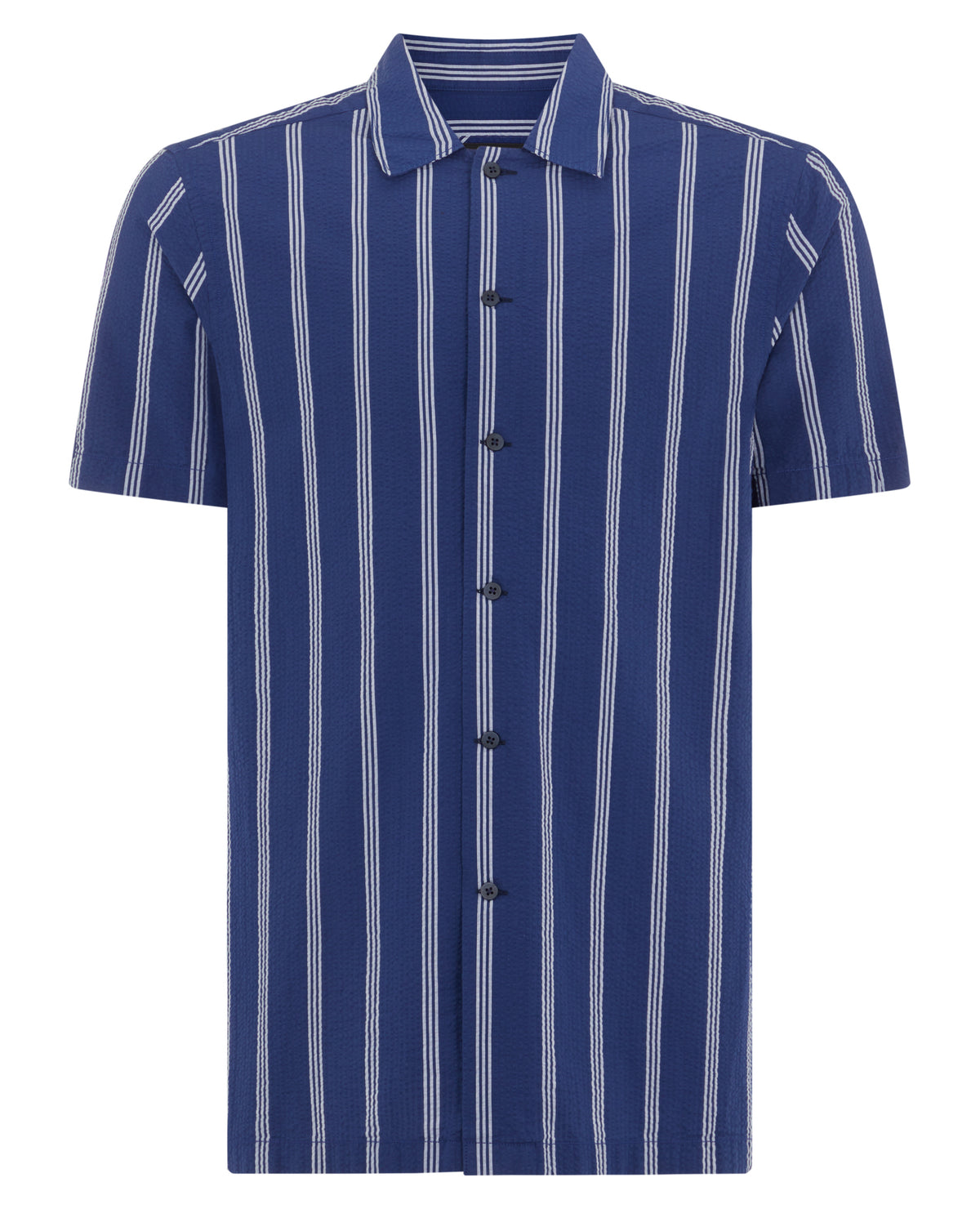 Man wearing a blue Tapered Fit Cotton Short Sleeve Shirt