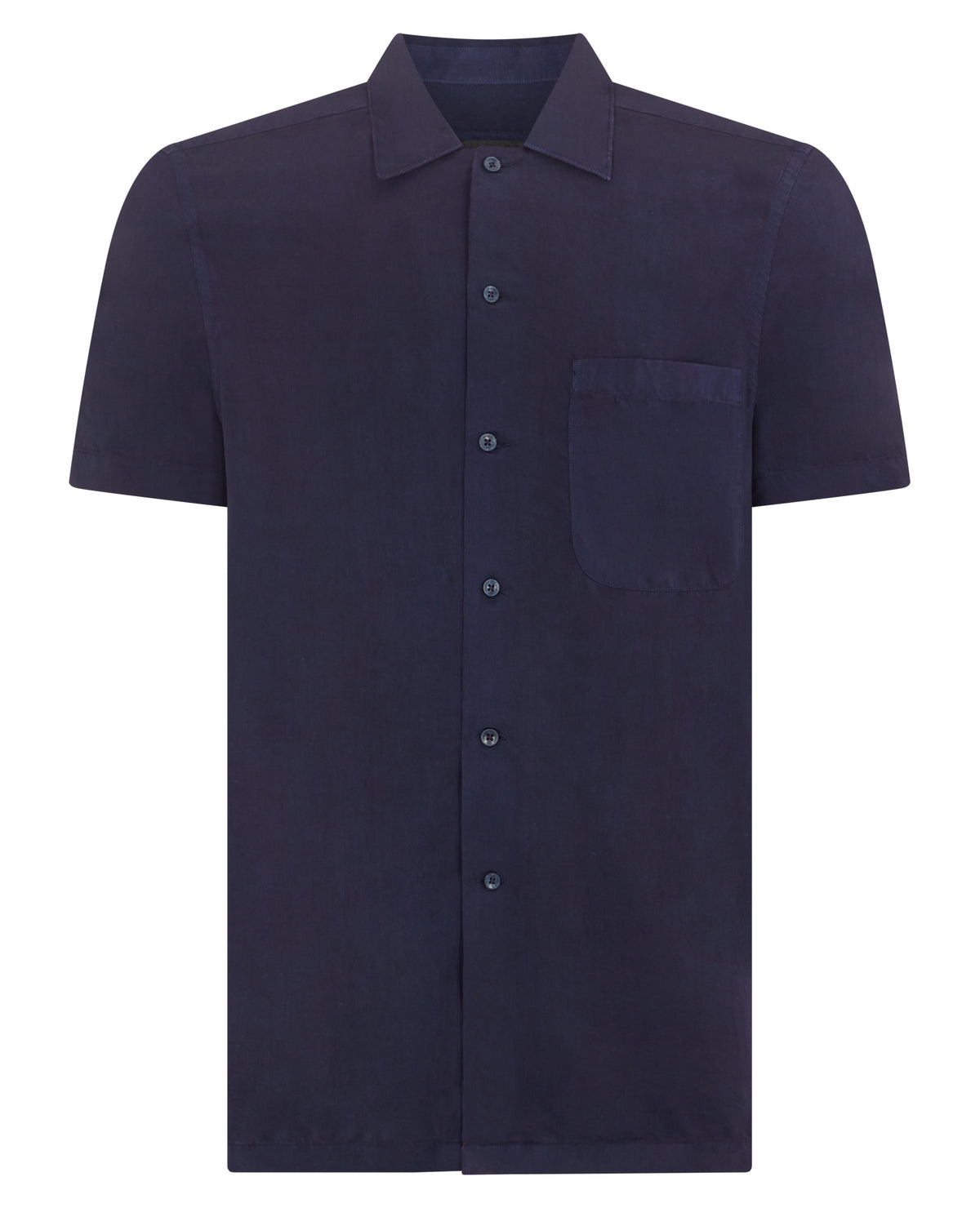 Man wearing a navy Tapered Fit Short Sleeve Tencel Shirt