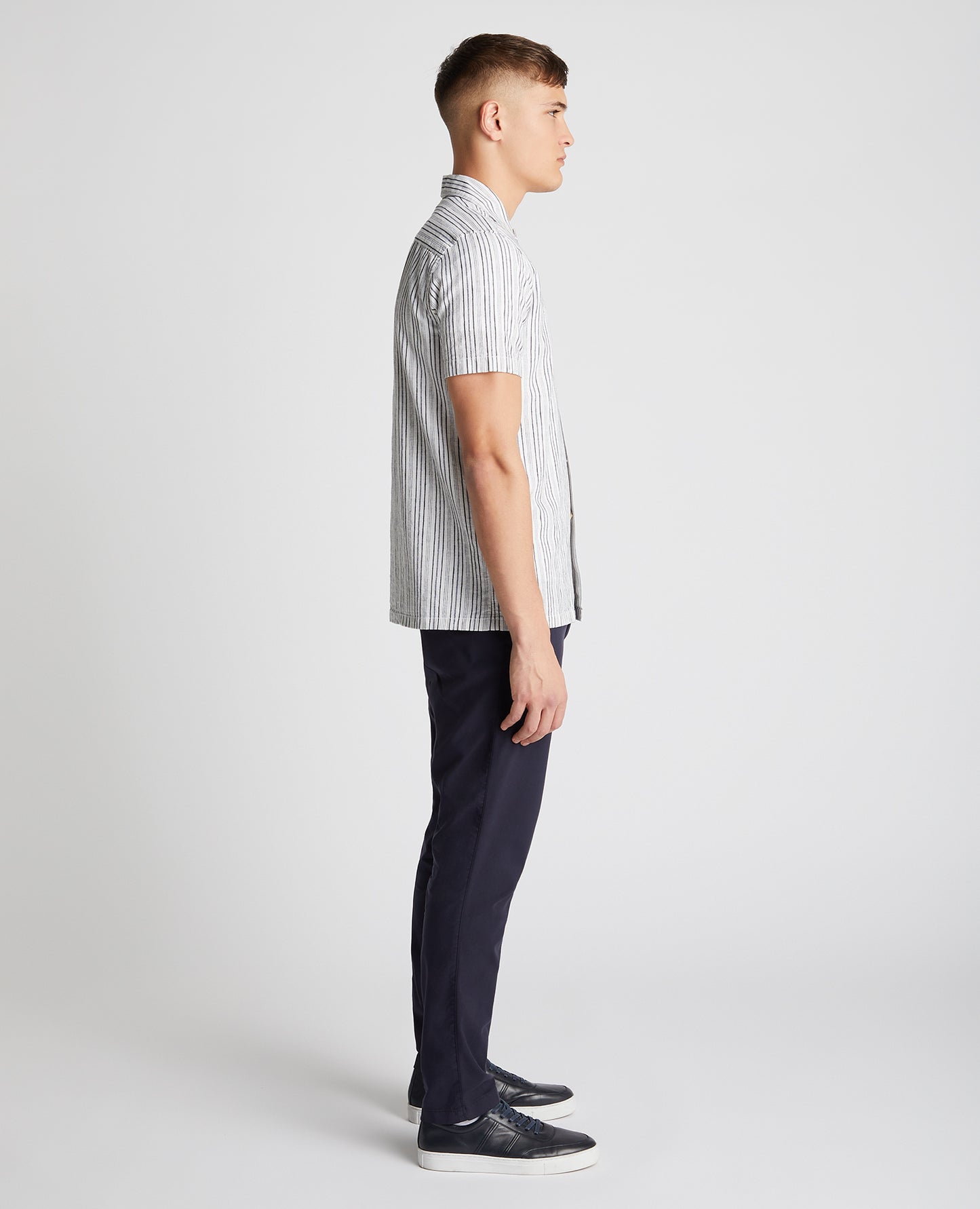 Tapered Fit Striped Cotton-Linen Short Sleeve Shirt