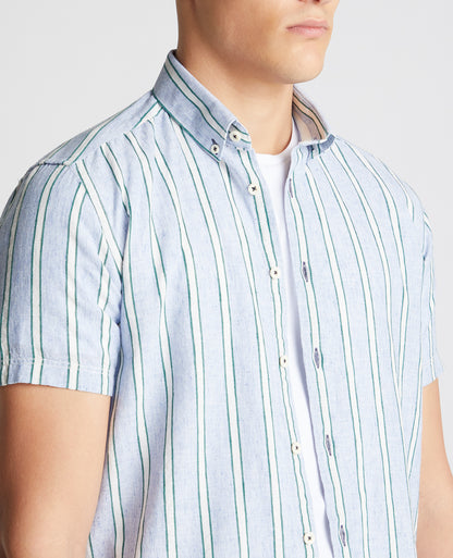 Man wearing a blue Slim Fit Striped Cotton-Linen Shirt