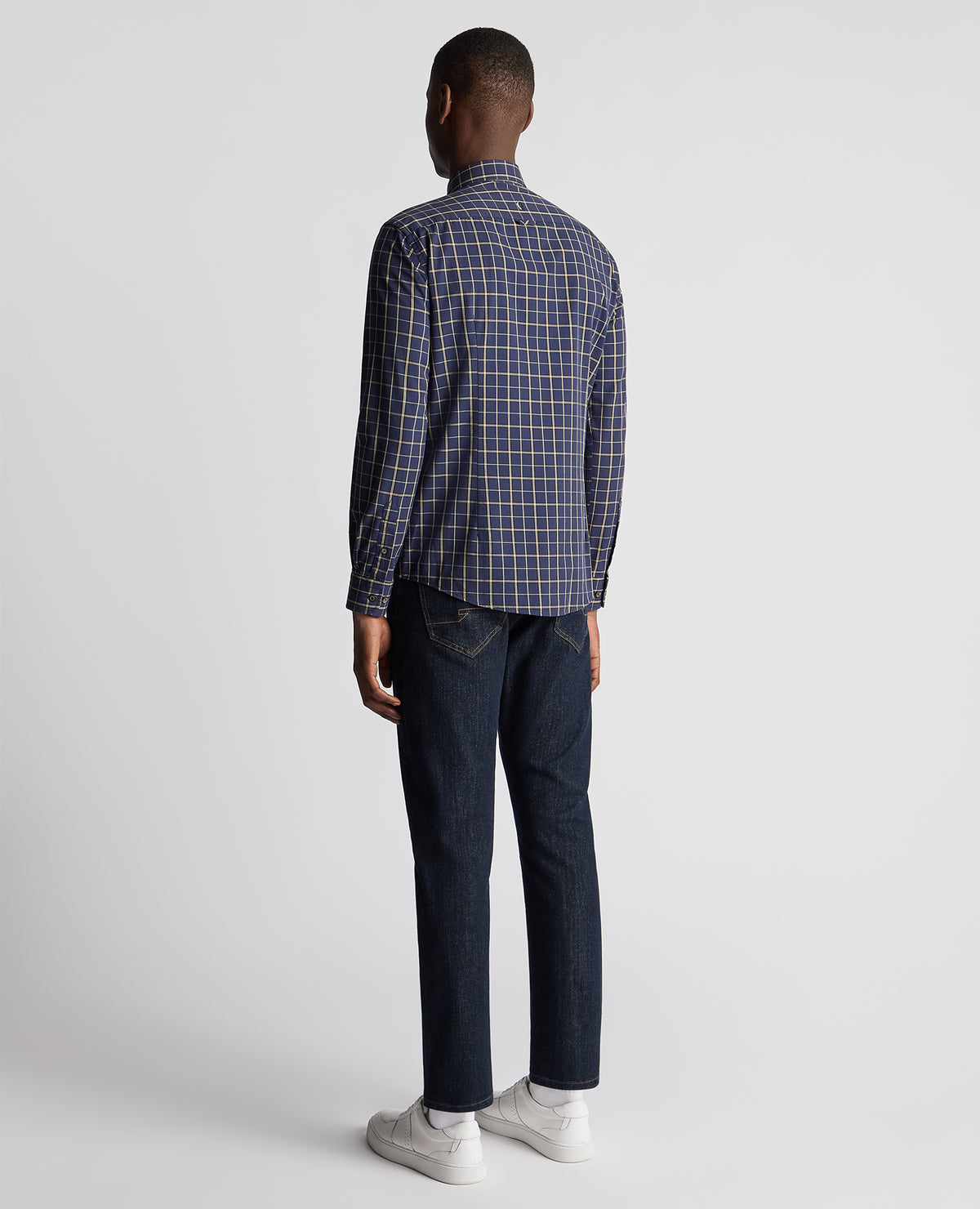 Man wearing a blue Slim Fit Checked Shirt