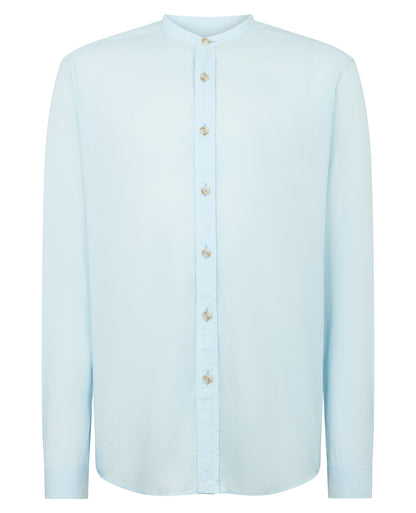 Man wearing a blue casual shirt