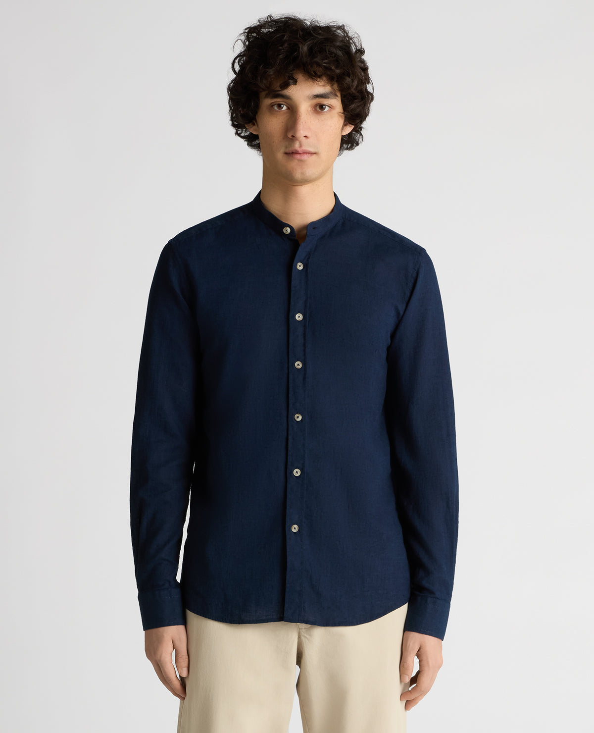 Man wearing a navy Regular Fit Tencel-Blend Shirt