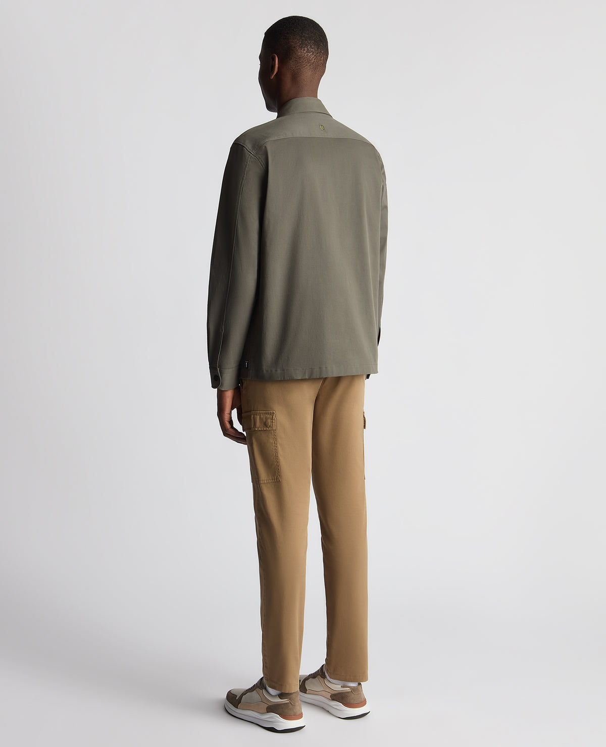 Man wearing a green Regular Fit Cotton Stretch Overshirt