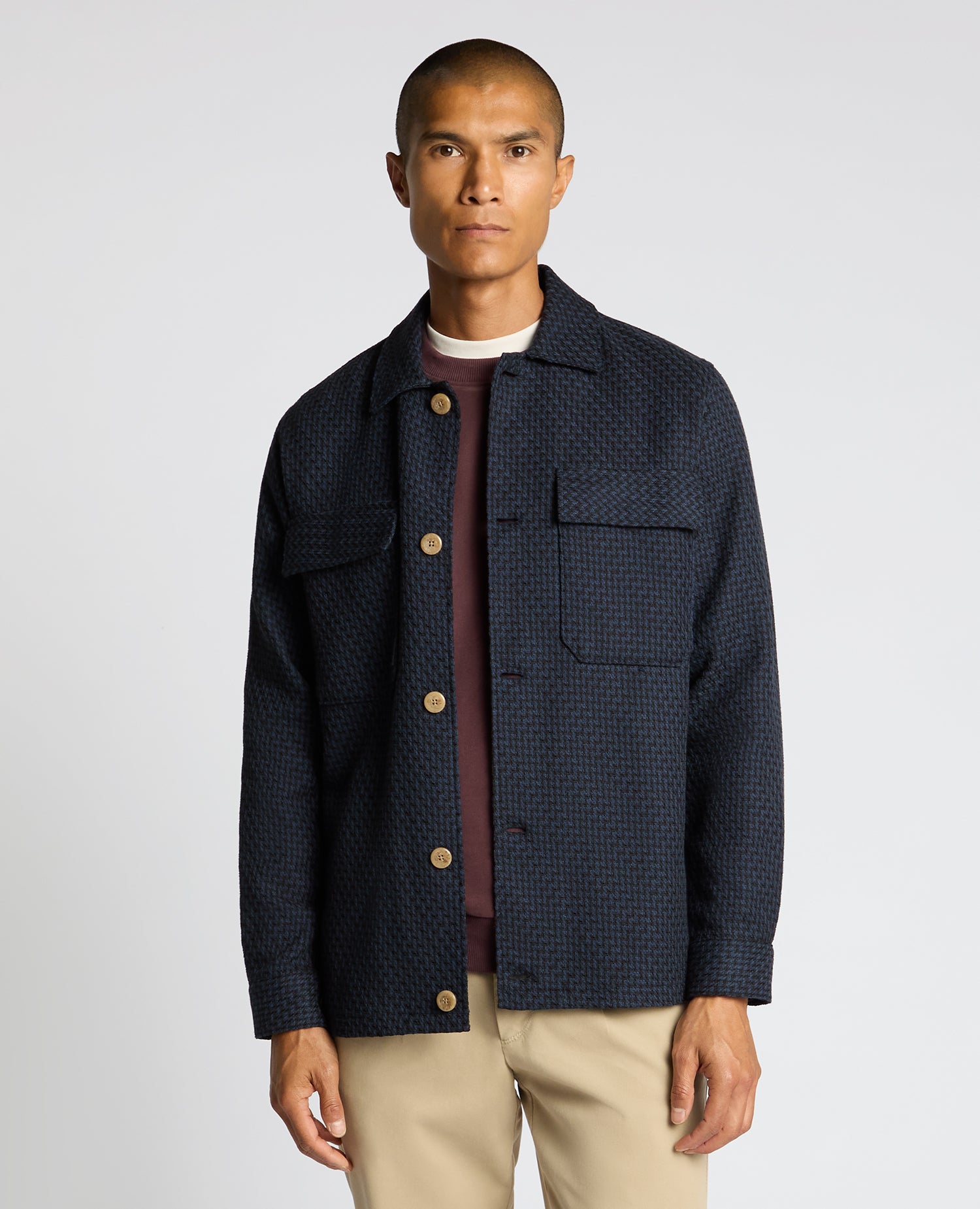 Man wearing a navy Regular Fit Chevron Print Shacket