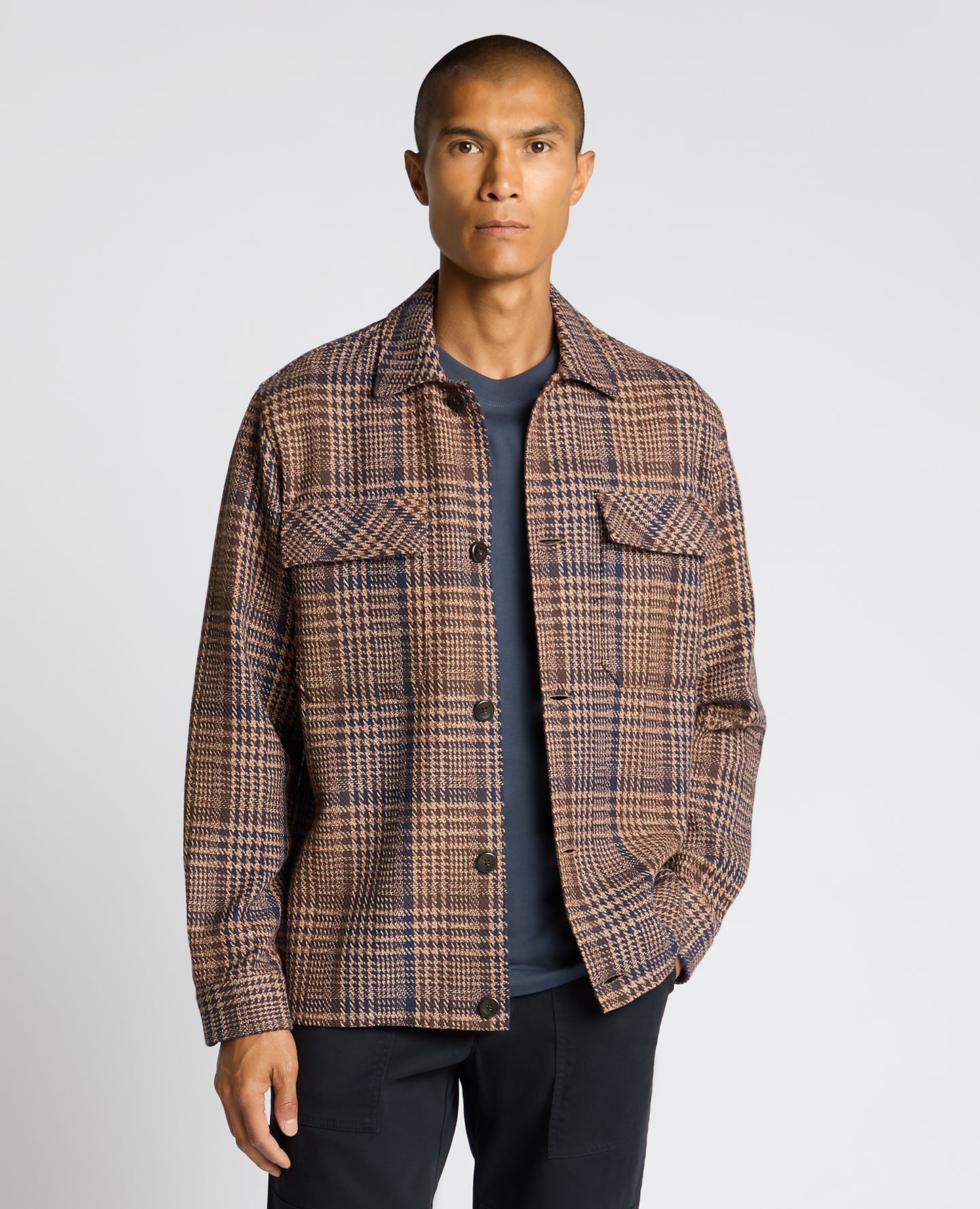 Man wearing a brown Regular Fit Houndstooth Shacket
