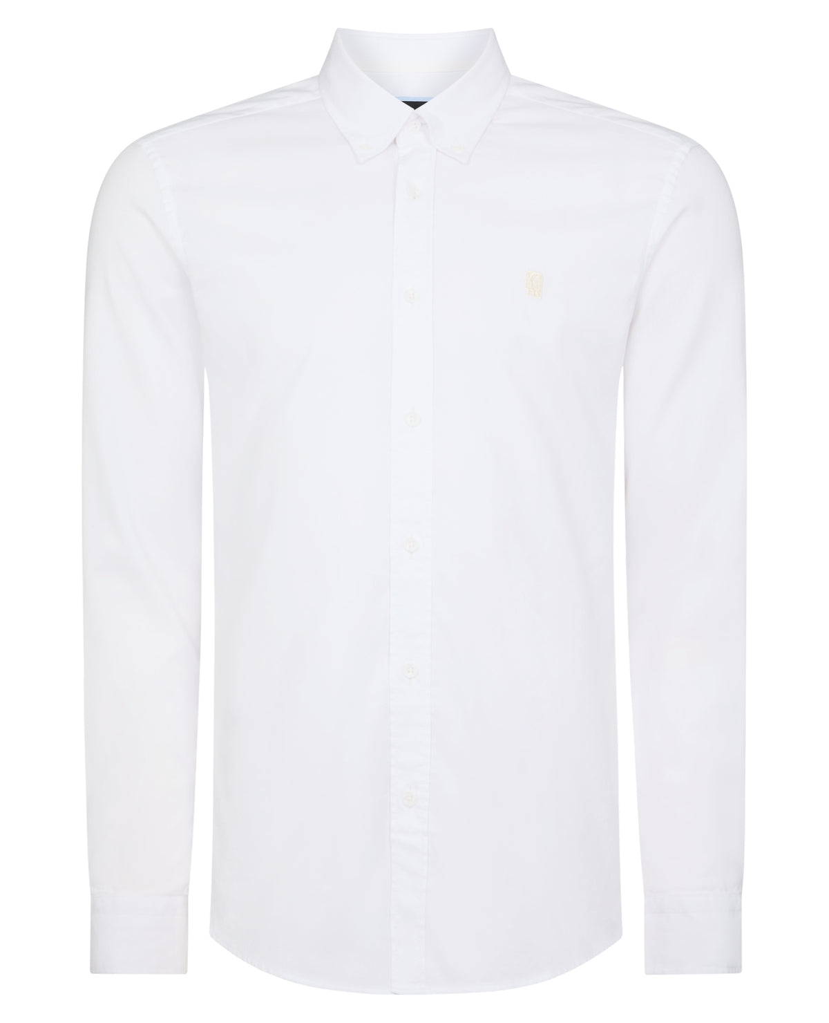 Man wearing a white Slim Fit Cotton-Stretch Shirt