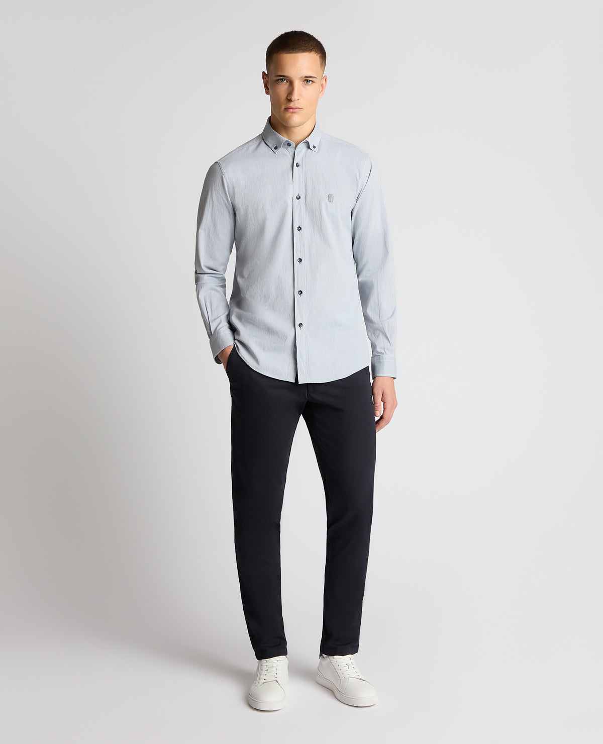 Man wearing a Grey casual shirt