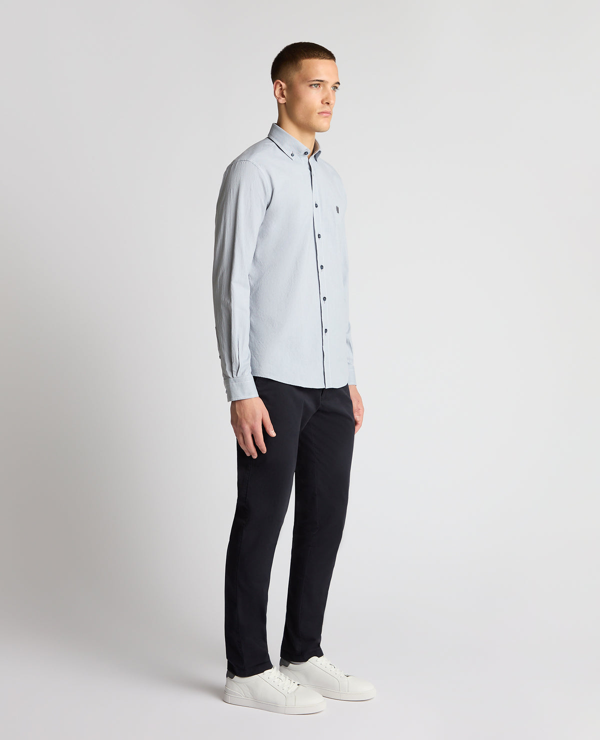 Man wearing a Grey casual shirt