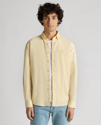 Man wearing a orange Tapered Fit Oxford Cotton Shirt