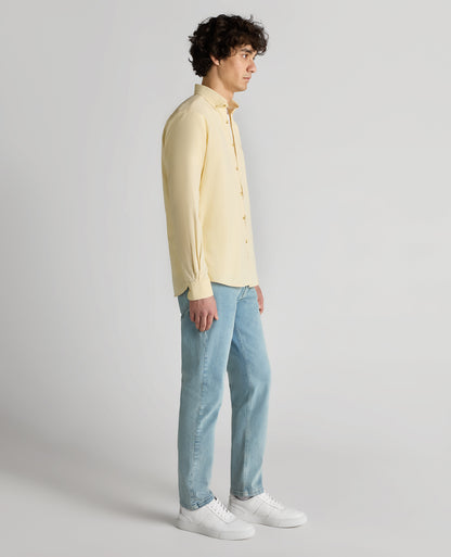 Man wearing a orange Tapered Fit Oxford Cotton Shirt