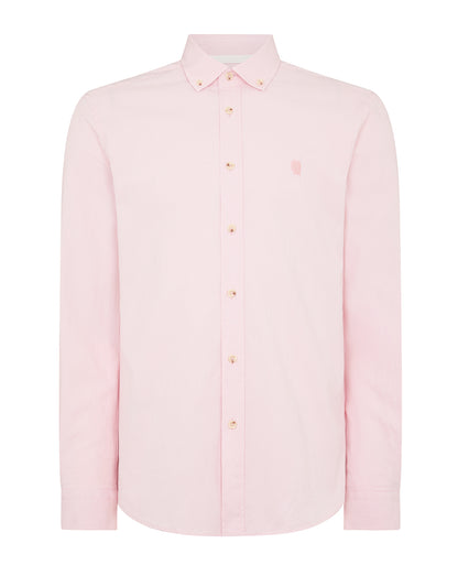 Man wearing a pink Tapered Fit Oxford Cotton Shirt