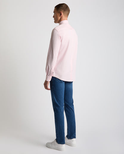 Man wearing a pink Tapered Fit Oxford Cotton Shirt