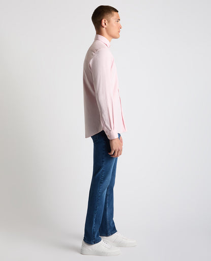 Man wearing a pink Tapered Fit Oxford Cotton Shirt