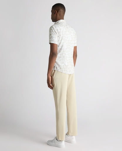 Man wearing a sand Slim Fit Printed Short-Sleeve Shirt