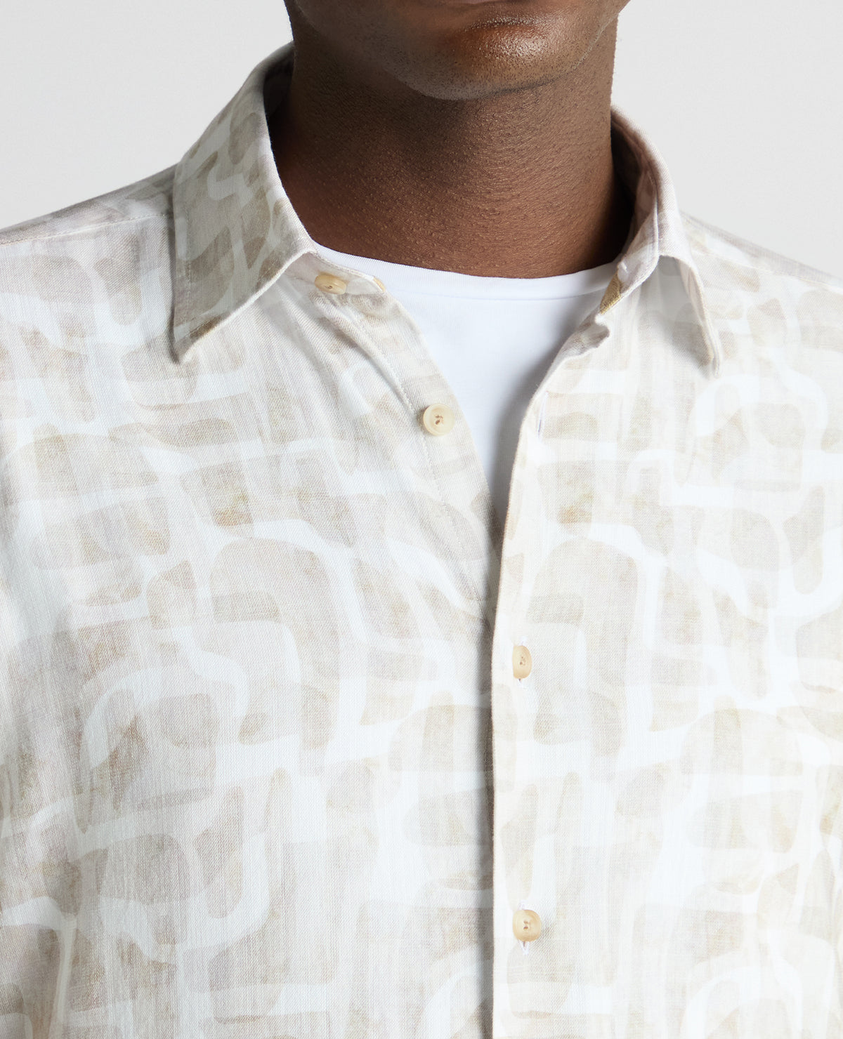 Man wearing a sand Slim Fit Printed Short-Sleeve Shirt