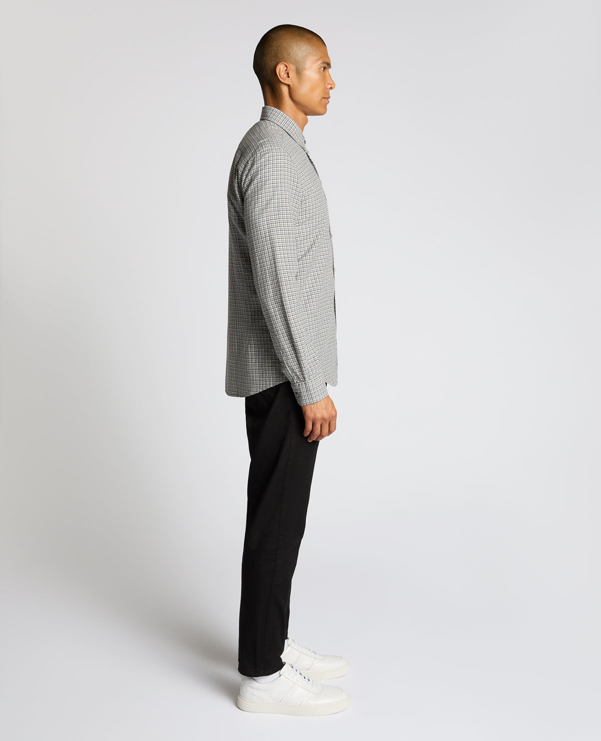 Man wearing a grey Slim Fit Cotton Micro Check Shirt